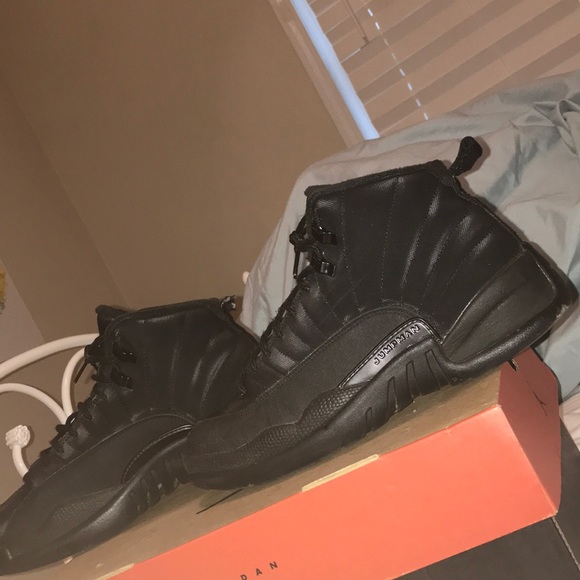 Air Jordan Retro 12 “WNTR” - Picture 2 of 3